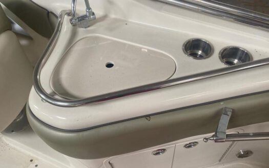 SEA RAY 240 SUNDECK